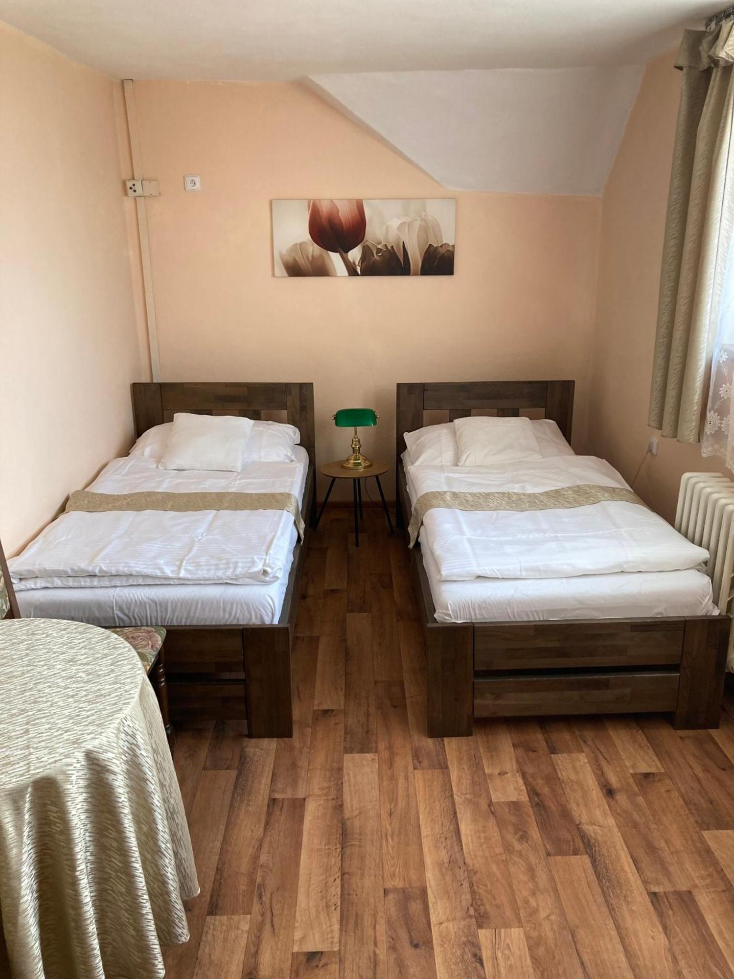 Hotel U Beranku Libochovice Buitenkant foto