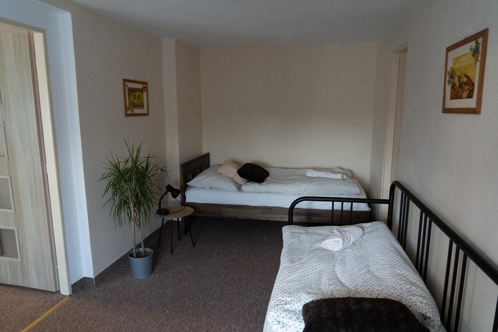 Hotel U Beranku Libochovice Buitenkant foto