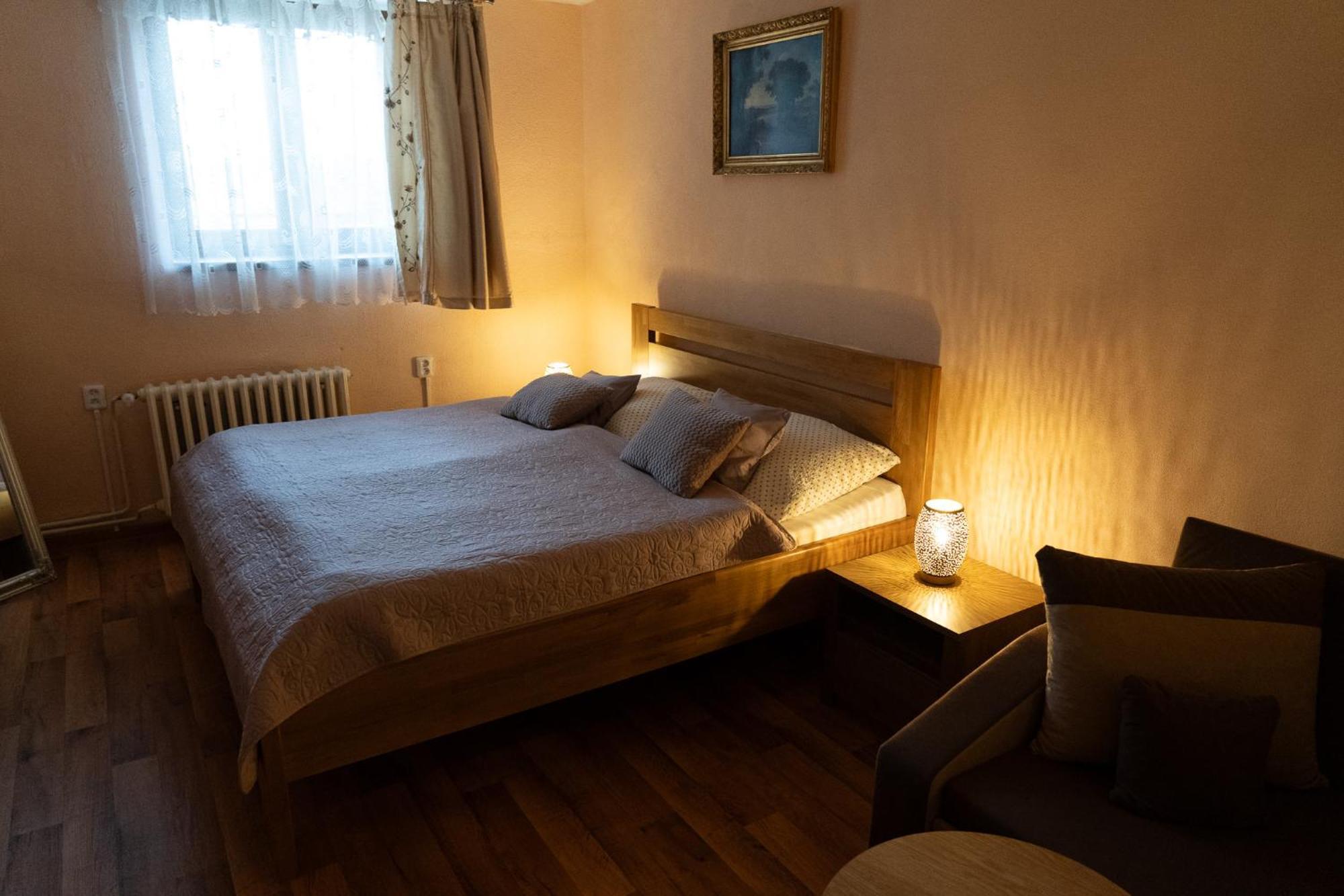 Hotel U Beranku Libochovice Buitenkant foto