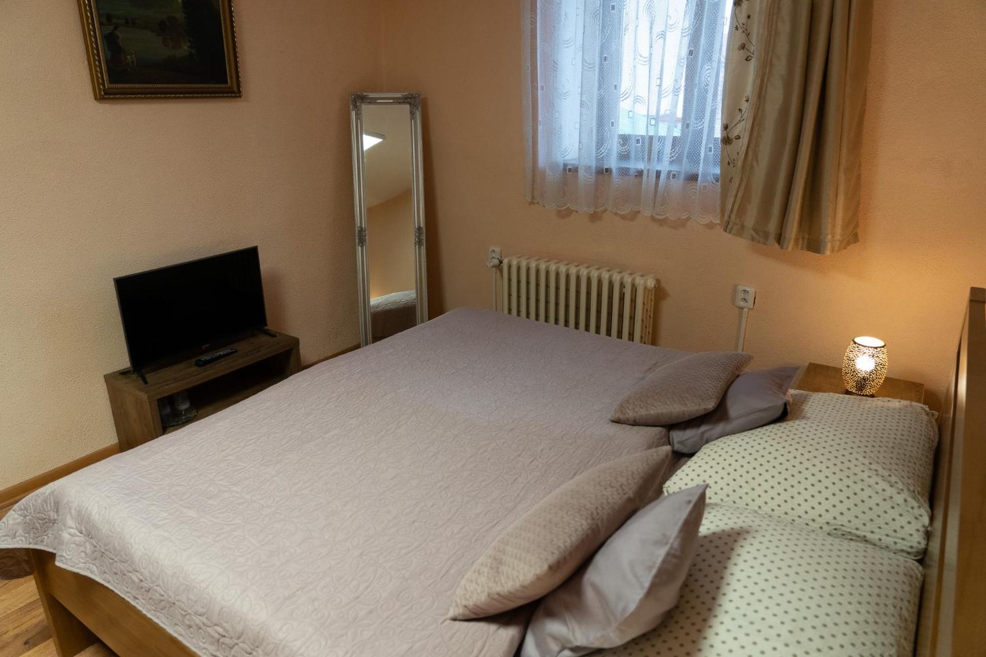 Hotel U Beranku Libochovice Buitenkant foto