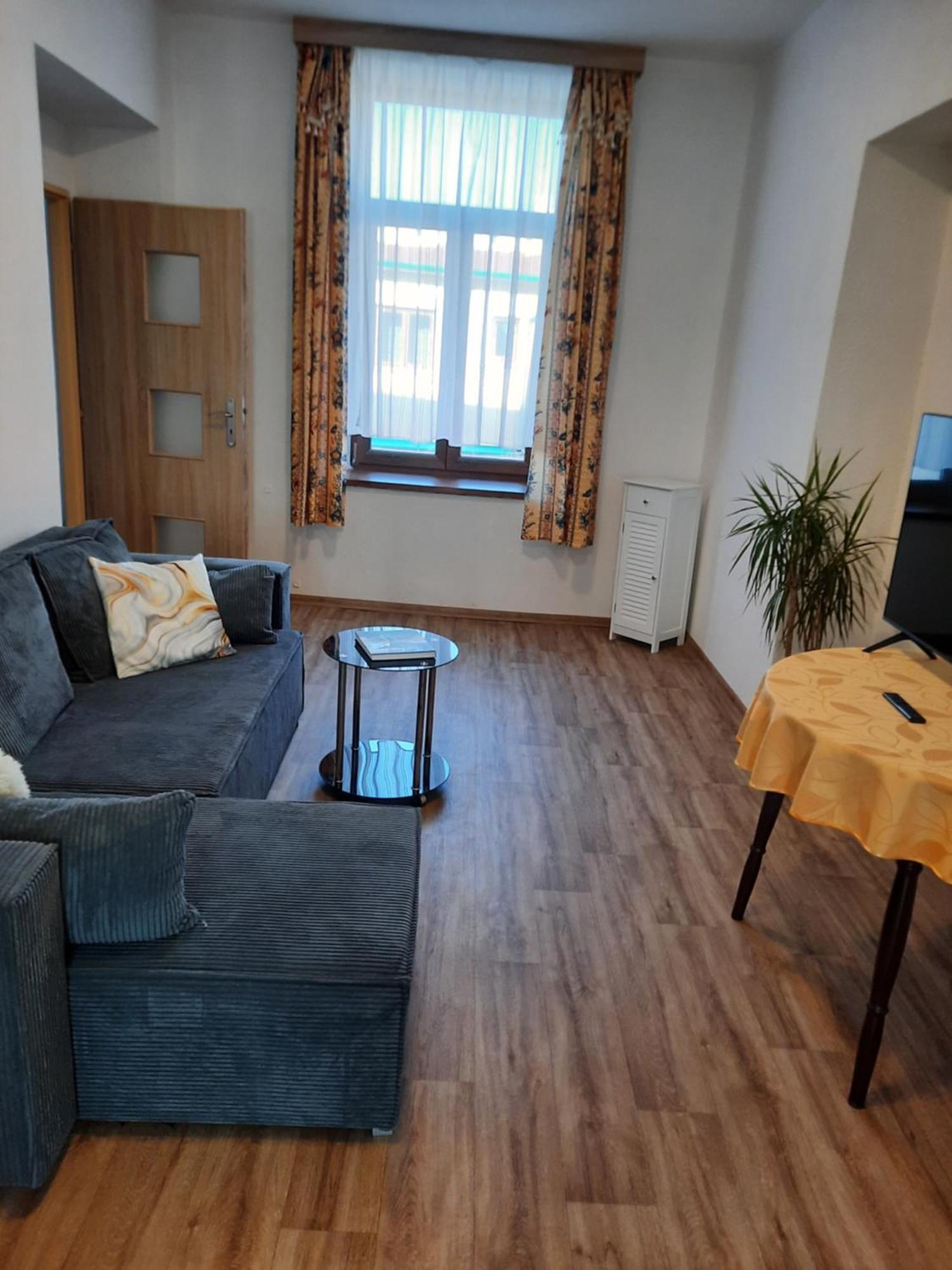 Hotel U Beranku Libochovice Buitenkant foto