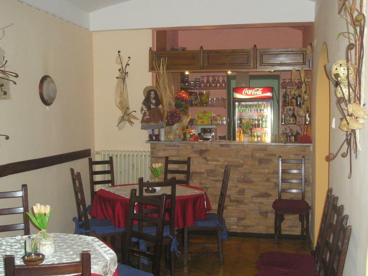Hotel U Beranku Libochovice Buitenkant foto